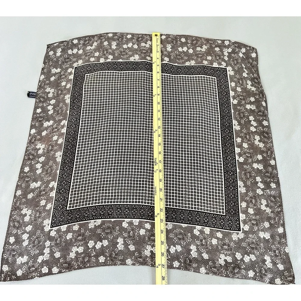 Vintage Fast Color Brown WPL 209 Geometric‎ / Floral Bandana 27